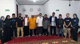 Lembaga Amphibi bersama Pengurus Musholah Jabbal Ramah dan Toko Masyarakat.