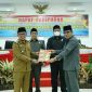 Bupati Tanah Datar Eka Putra serahkan nota  3 Ranperda.