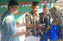 Ketua Umum Amphibi Agusalim Tanung berikan paket Sembako kepada warga di Deli Serdang, Sumatera Utara