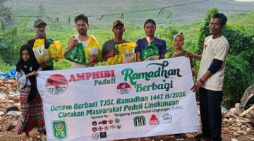 AMPHIBI Salurkan 400 Paket TJSL Ramadhan untuk Pemulung dan Kaum Dhuafa di Bekasi, Jakarta, dan Sumatera Utara