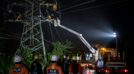 Ilustrasi : PLN Perbaiki Sutet (Saluran Udara Tegangan Ekstra Tinggi)