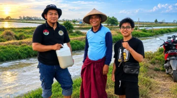 AMPHIBI Pati Investigasi Dugaan Pencemaran Sungai Bulumanis Lor, Sampel Air Diuji Laboratorium