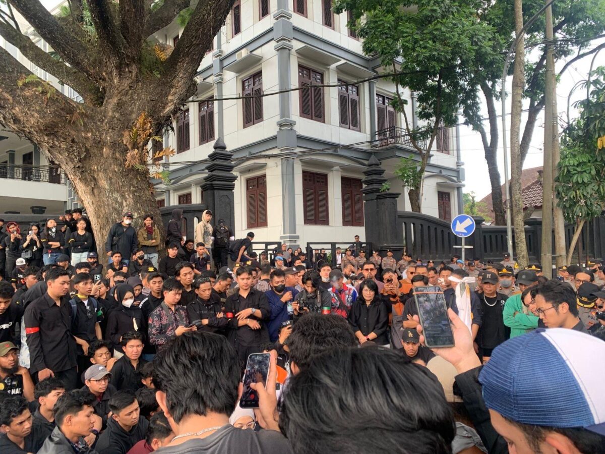 Tuntutan mahasiswa mendapat respons Ketua DPRD